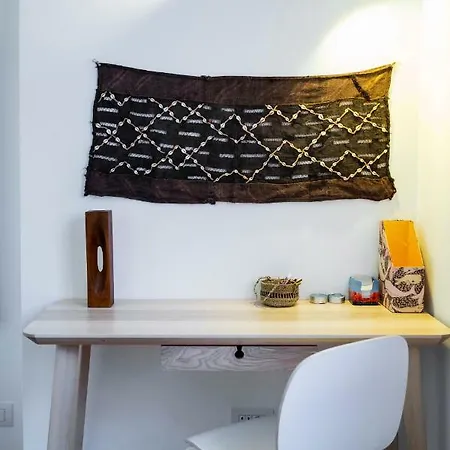 Lomazzo Flat ميلان